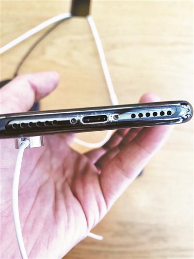 iPhone X掉漆嚴重到?jīng)]法直視，但更令人心寒的是蘋果的回應！